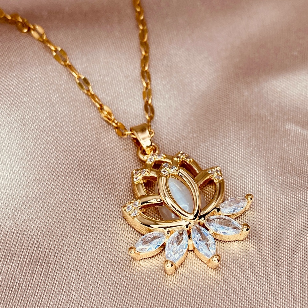 Beautiful Lotus Flower Opal CZ Pendant Design Dainty Chain Necklace in Gold - Picture 1 of 5